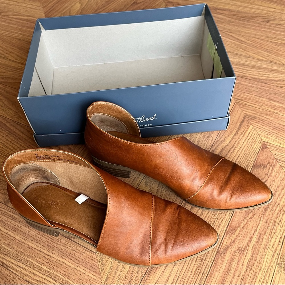 Universal Thread Flats